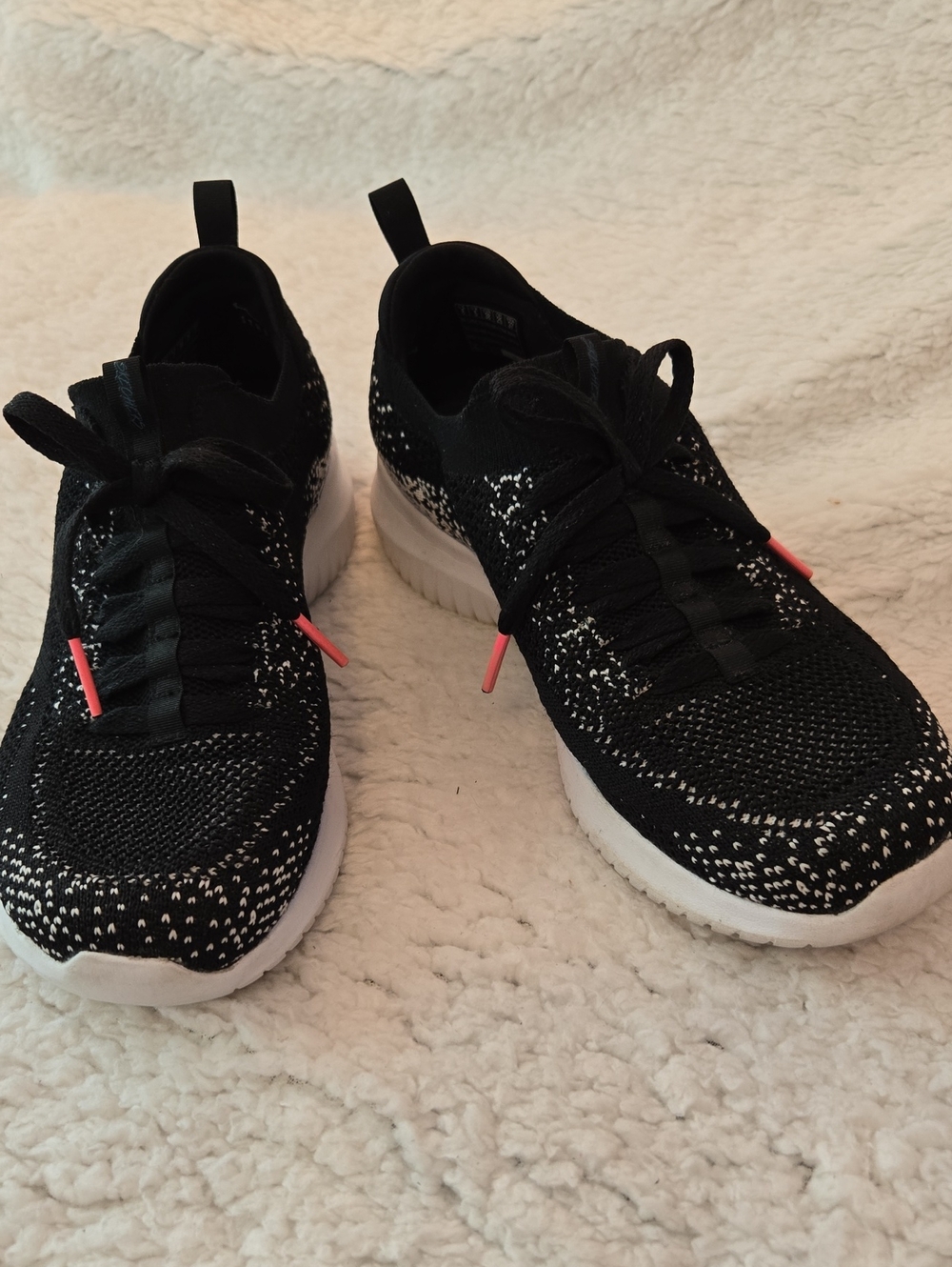Skechers Black Knit Slip-on Athletic Sneakers with White Speckles